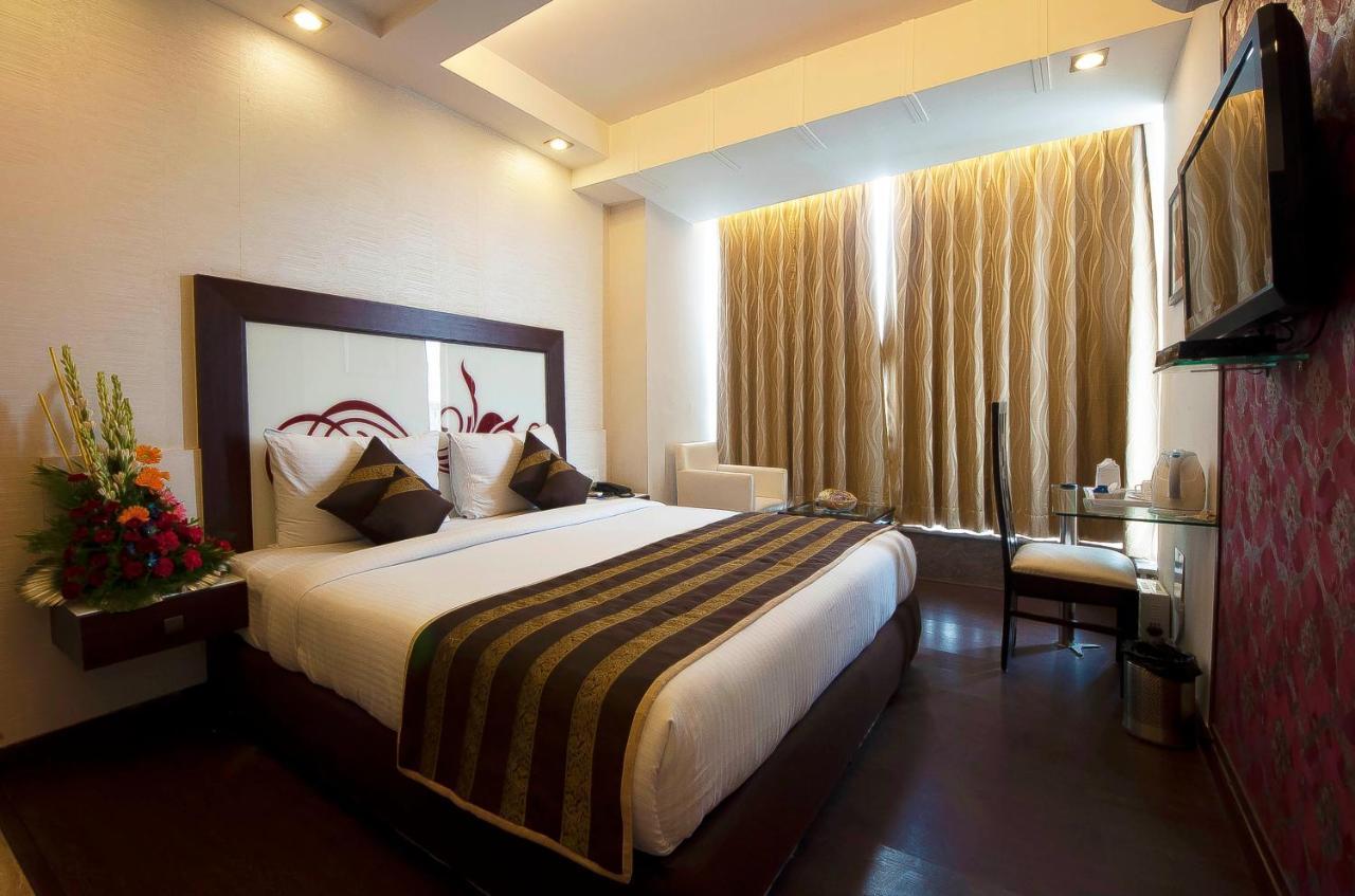 Pitrashish Grand And Premium Otel Delhi  Dış mekan fotoğraf