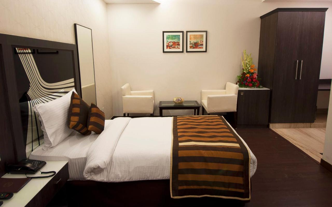 Pitrashish Grand And Premium Otel Delhi  Dış mekan fotoğraf