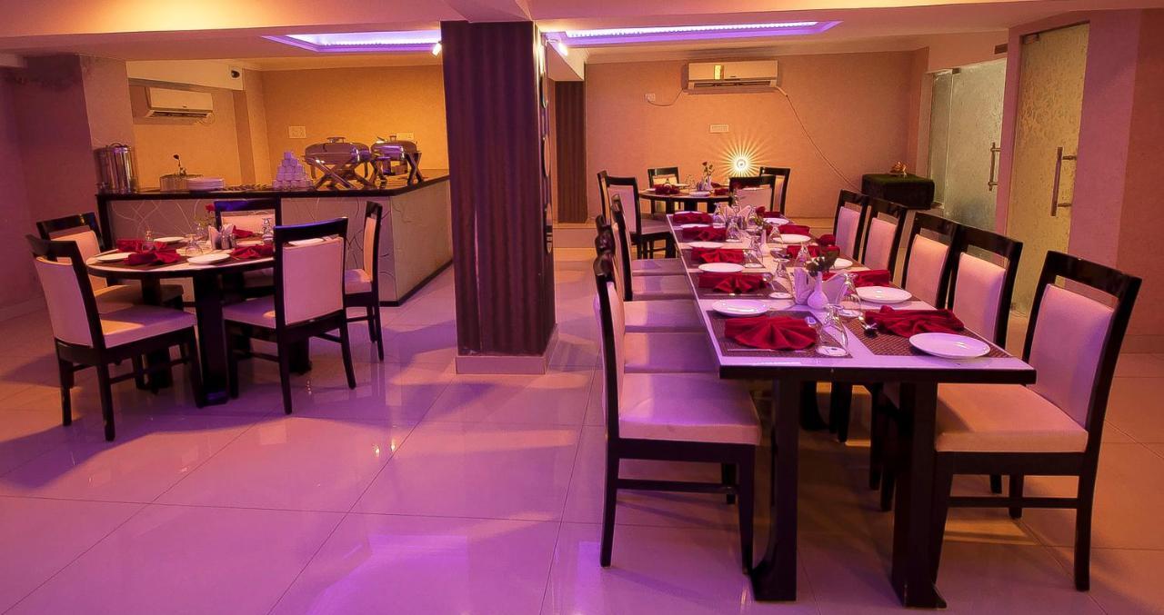 Pitrashish Grand And Premium Otel Delhi  Dış mekan fotoğraf