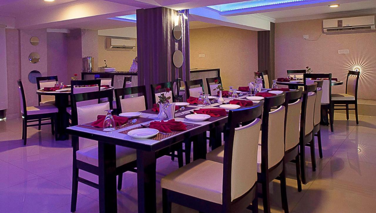 Pitrashish Grand And Premium Otel Delhi  Dış mekan fotoğraf